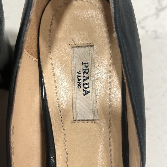 Vintage PRADA pumps size 38 - Picture 3 of 10